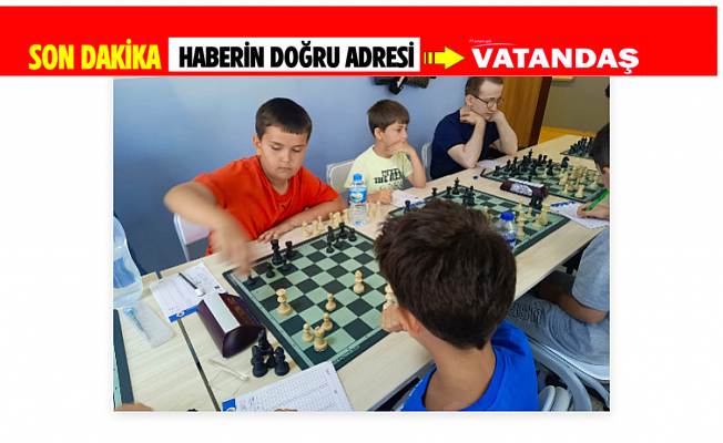 KARNE SEVİNCİNİ SATRANÇLA TAÇLANDIRDILAR
